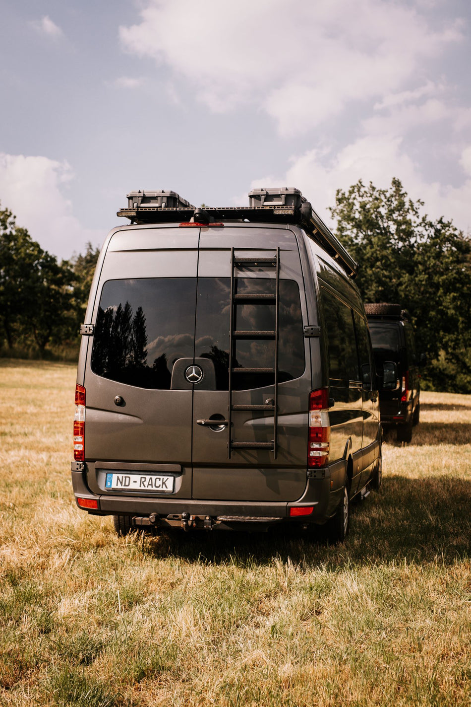 ND-Rack VW Crafter bis BJ. 2016 H2 Heckleiter in Schwarz