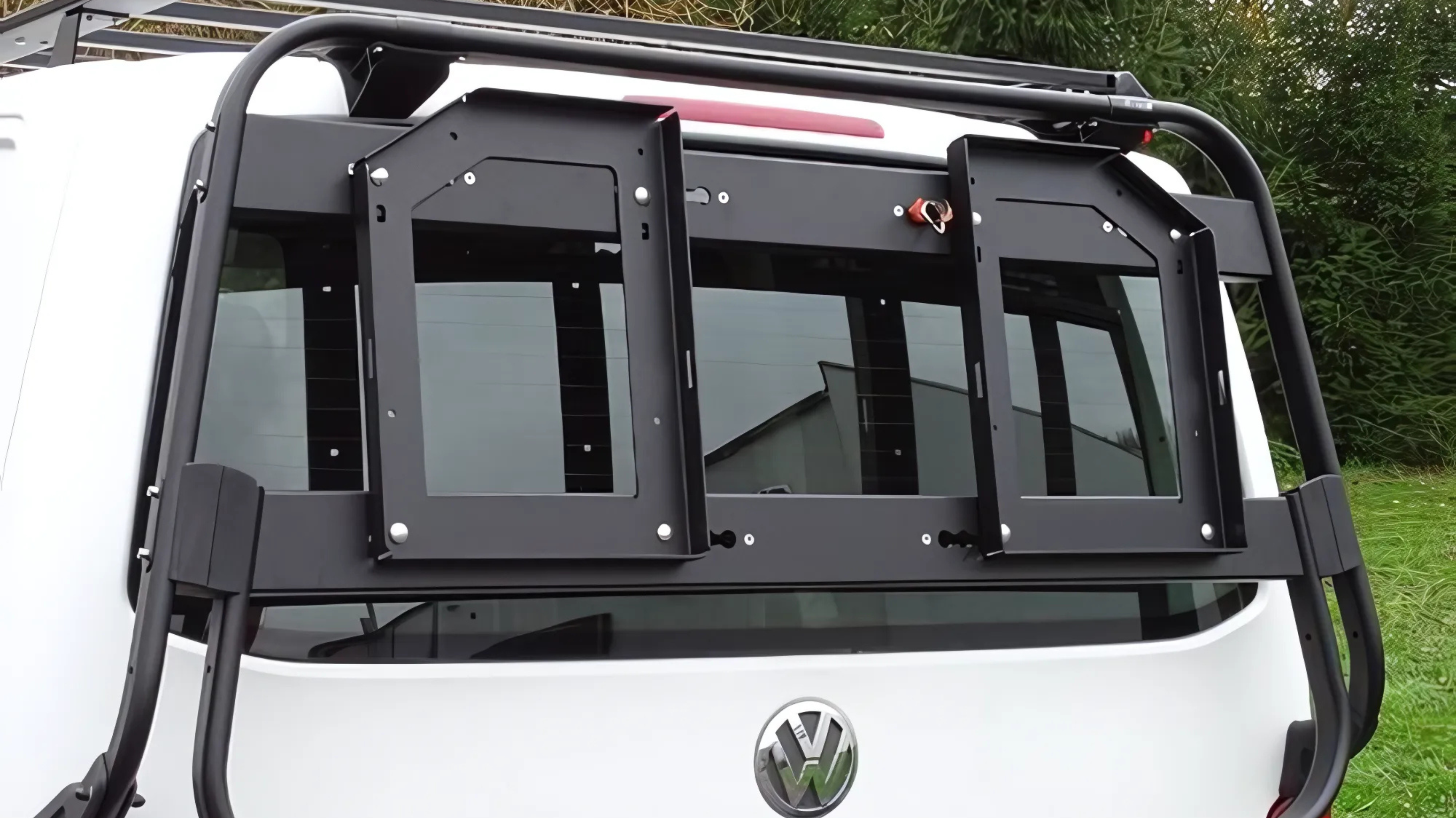 Video laden: ND-Rack VW T5 / T6 Heckträger Kanister Halter und Reserveradhalter